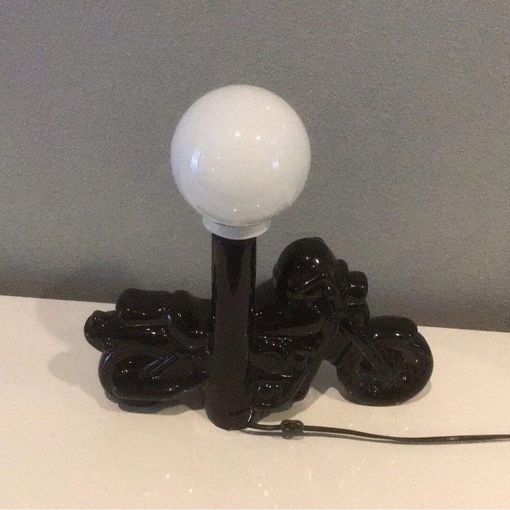 VINTAGE MOTORCYCLE LAMP PURCHASED FROM FRANCE - Picture 5 of 8